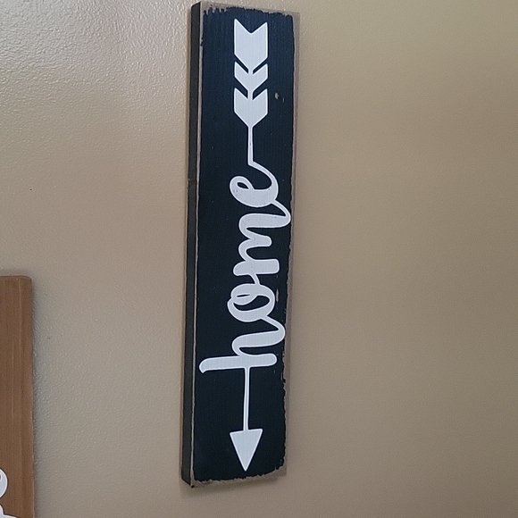 Set of 4 wood signs. Faith, Family, Love, Home - Picture 6 of 9